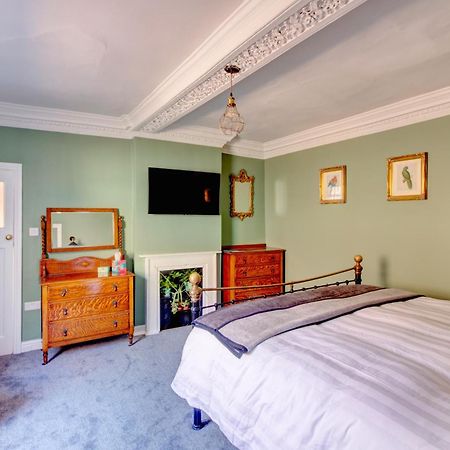 Green Parrot House Bed & Breakfast Devizes Exterior photo